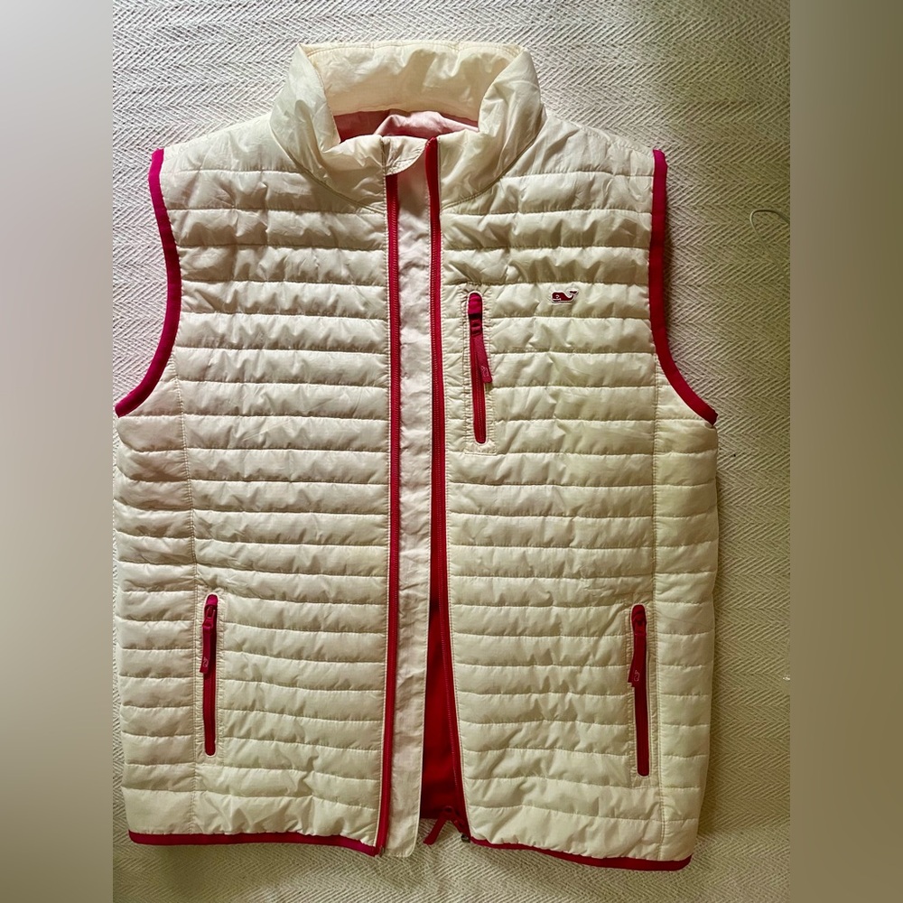 Vineyard Vines girls lightweight quilted vest
